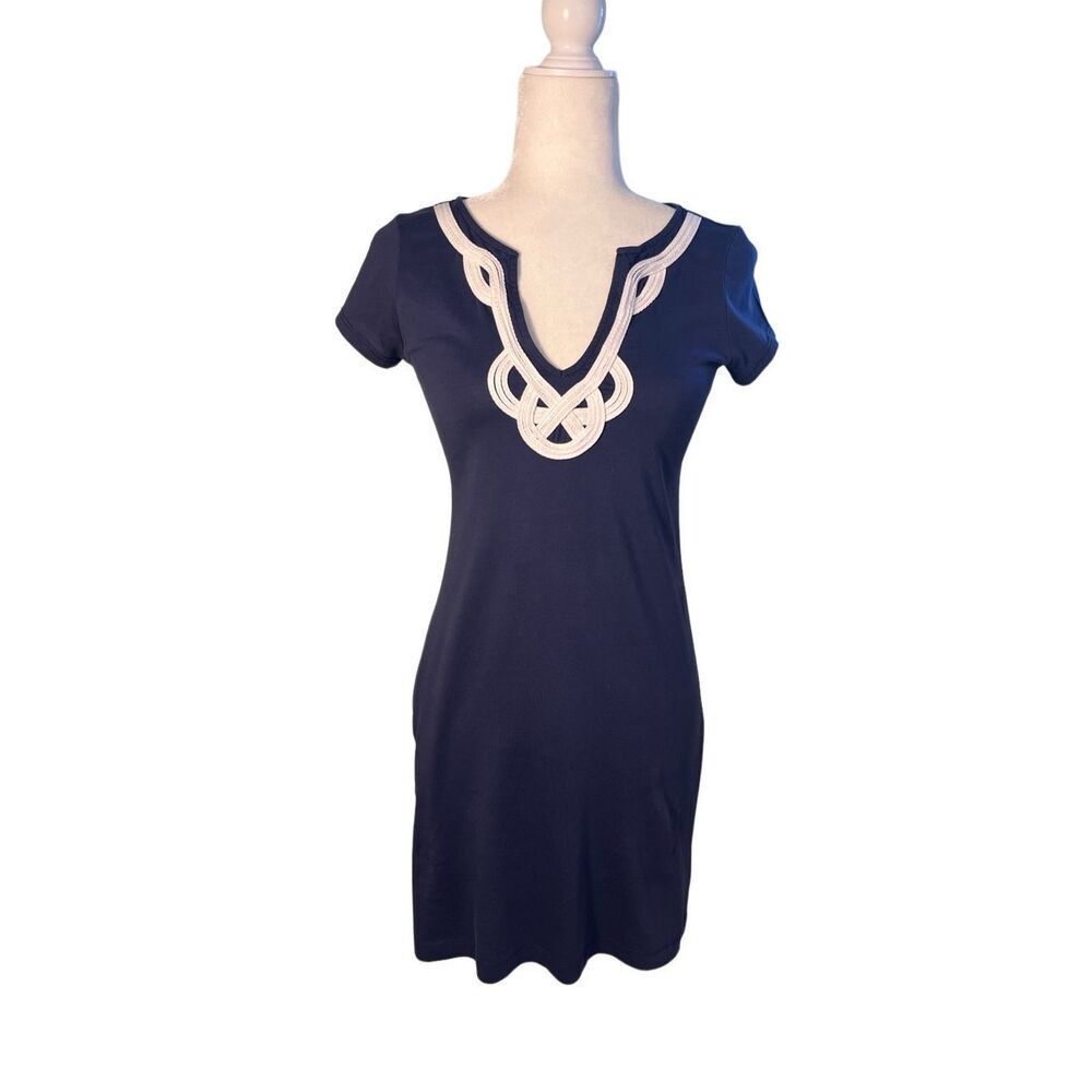 Lilly Pulitzer notched neck navy cotton dress with white lace neck trim - XS